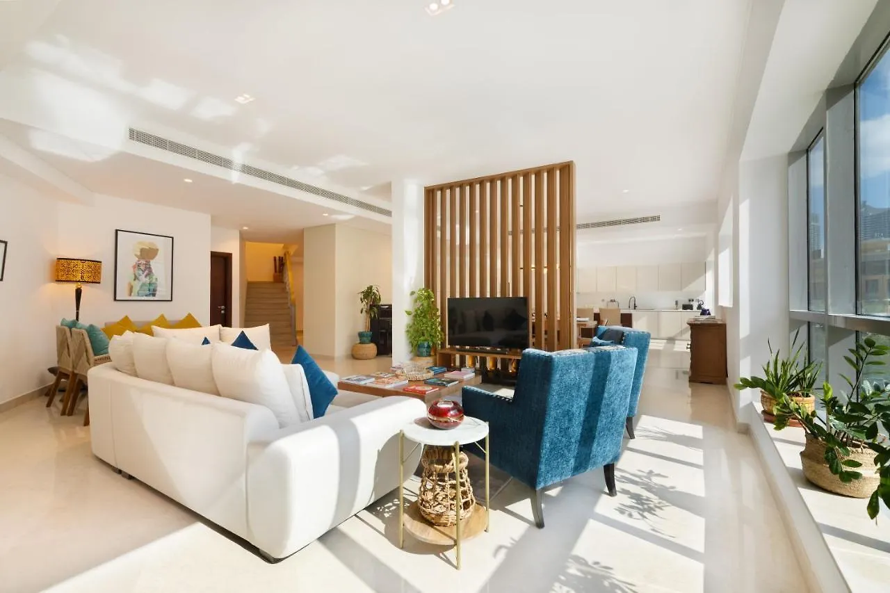 Maison Privee - Stunning 3-Floor Villa With Kids Room & Rooftop Terrace Over Dubai Marina