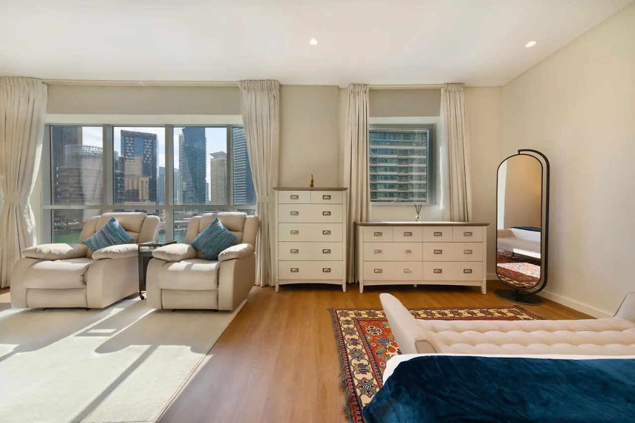 Maison Privee - Stunning 3-Floor Villa With Kids Room & Rooftop Terrace Over Dubai Marina 0*,
