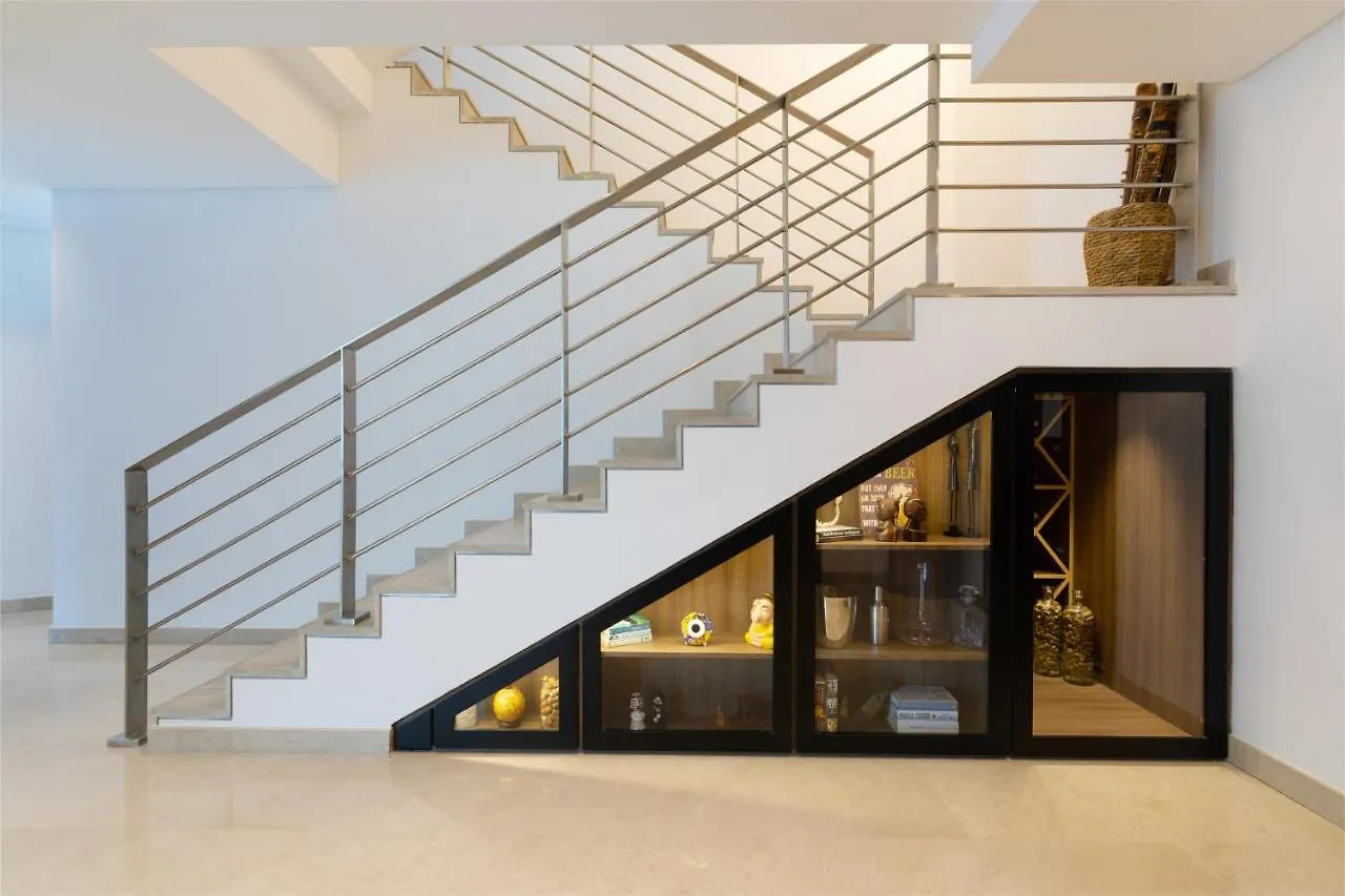 Maison Privee - Stunning 3-Floor Villa With Kids Room & Rooftop Terrace Over Dubai Marina